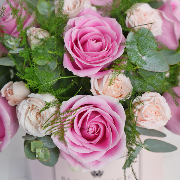 Valentine 12 La Vie En Rose Hatbox
