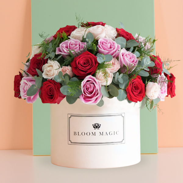 Valentine 24 Red & Pink Rose Hatbox