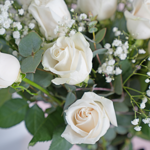 Valentine 24 La Vie En Blanc Vase
