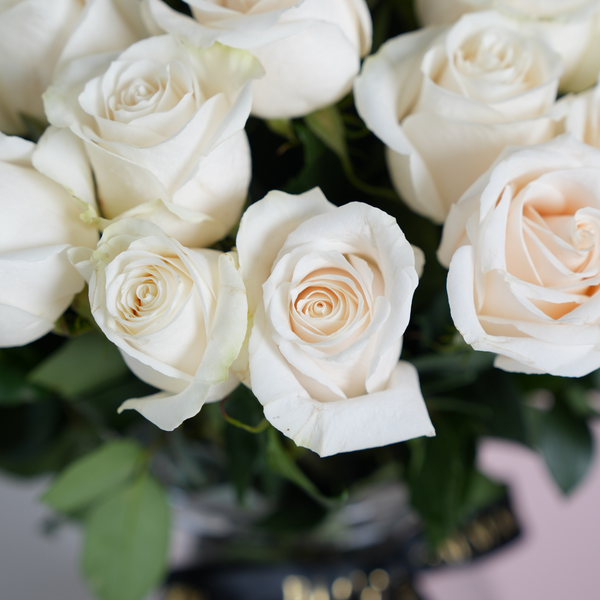 Valentine 50 Magnificat La Vie En Blanc Vase