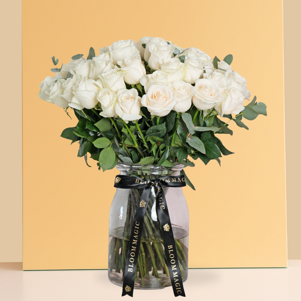 Valentine 50 Magnificat La Vie En Blanc Vase
