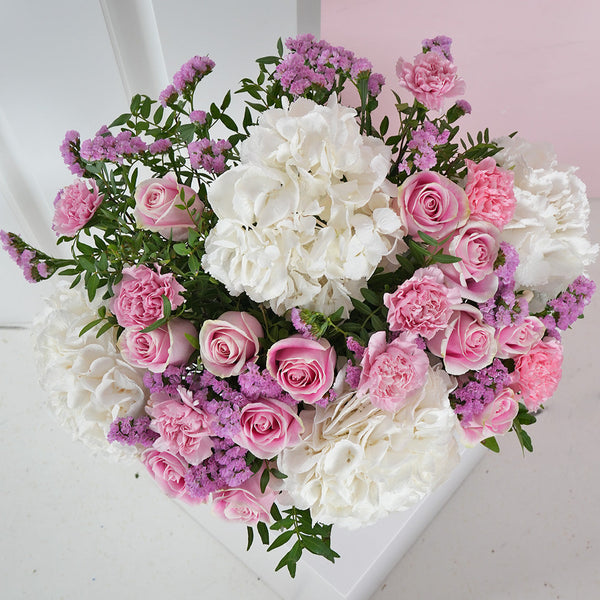 Mother's Day White & Pink Jardin Enchanté