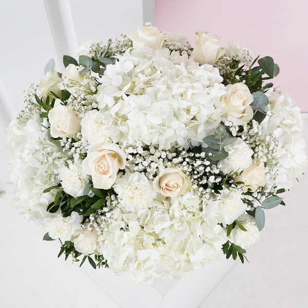 Mother's Day White Jardin Enchanté