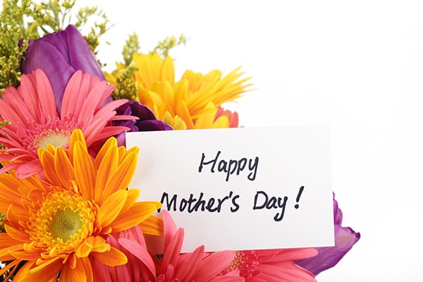 mothers day flowers blog min