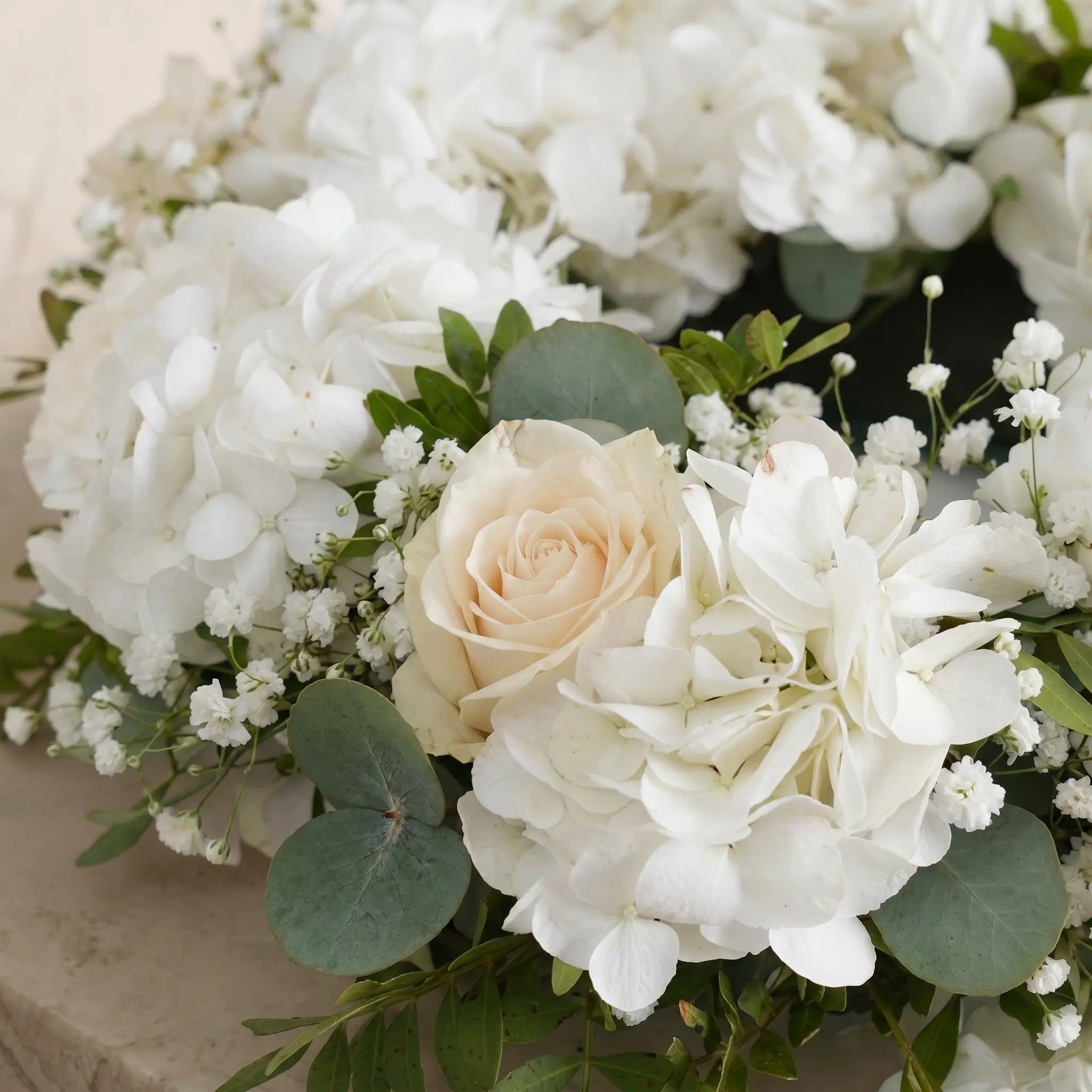 Espoir Funeral Wreath