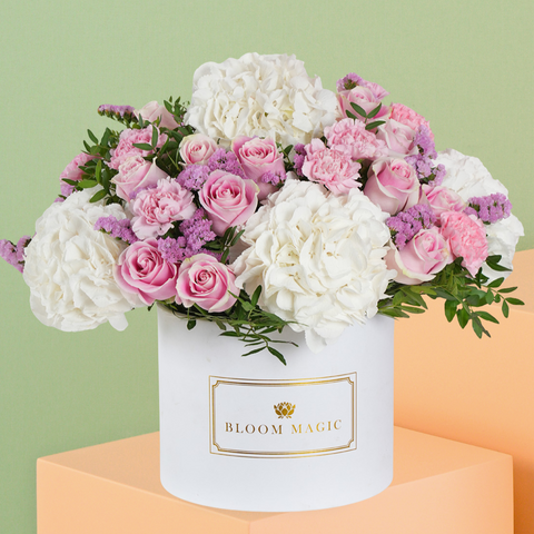 White & Pink Jardin Enchanté