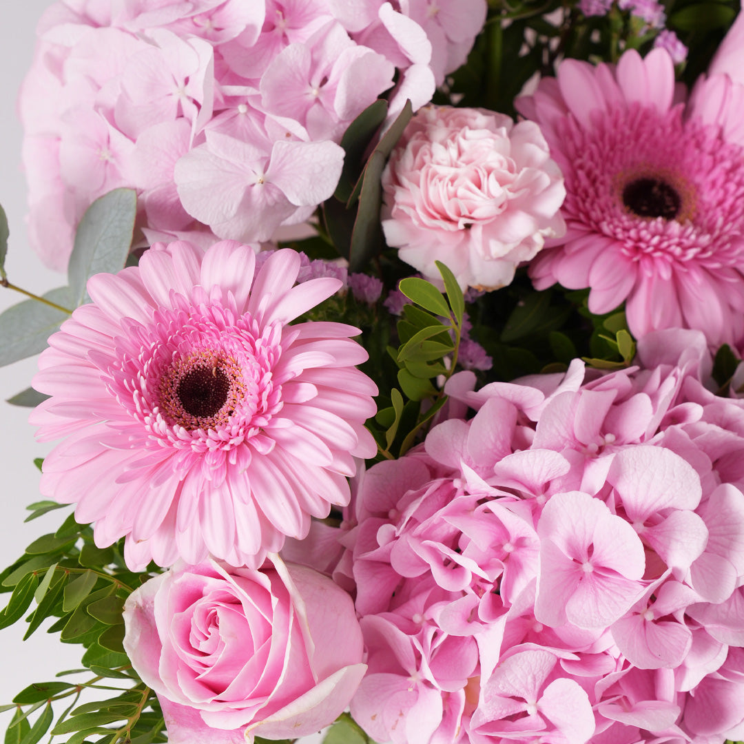 Mother's Day Pretty Pink Les Pétales d'Amour